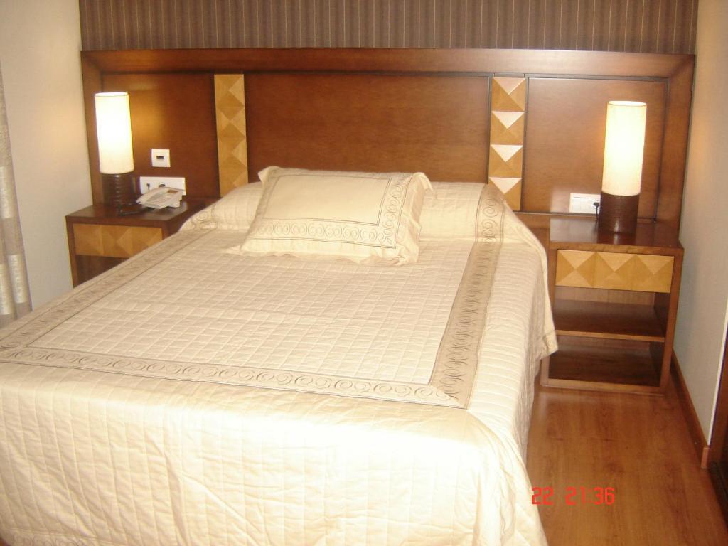 Hotel Ciudad De 마르토스 객실 사진